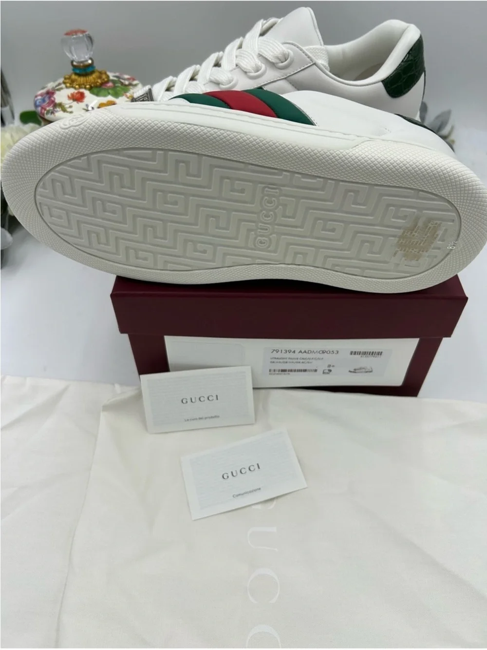 Men’s Gucci, white leather ace sneakers with Web stripe size 8.5 fits 9.5 US